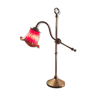 Lampe1900 laiton socle fonte tres lourd , tulipe rouge peint et or