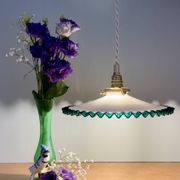 Suspension globe vintage en opaline bleue