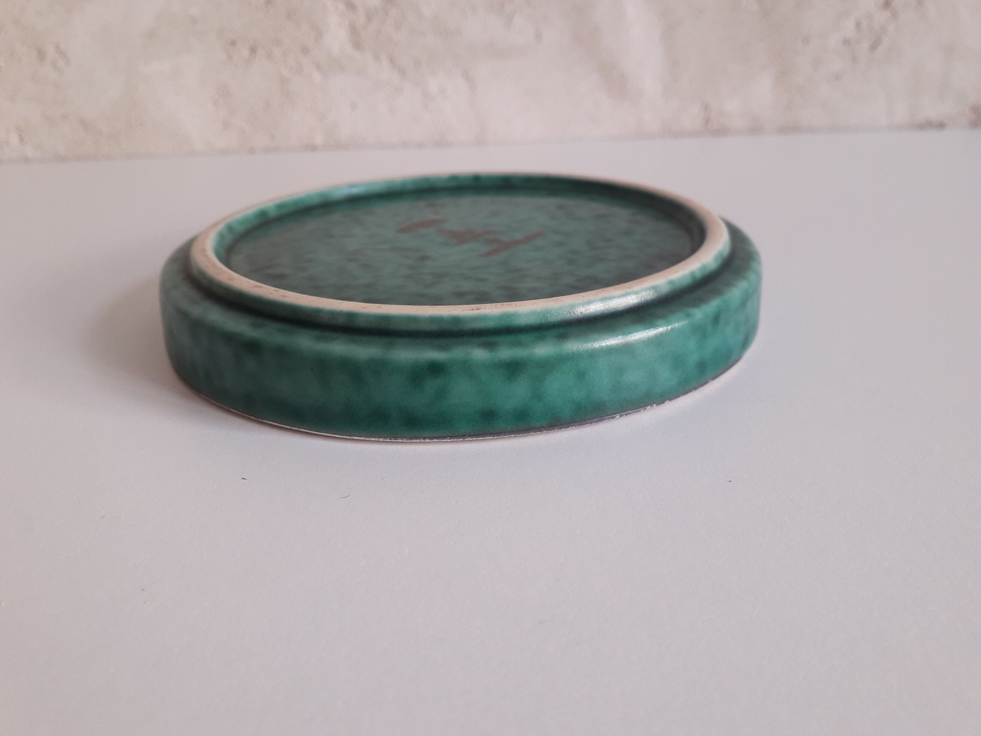 Ceramic cup or pocket tray by Wilhelm Kåge for gustavsberg Sweden