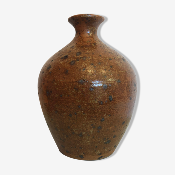 Sandstone jar