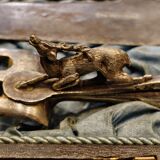 Exceptional cutting set with silver stag.