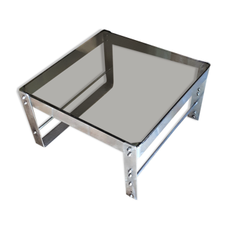 Industrial-style coffee table smoked glass