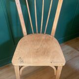 2 Scandinavian chairs inspired by Windsor.