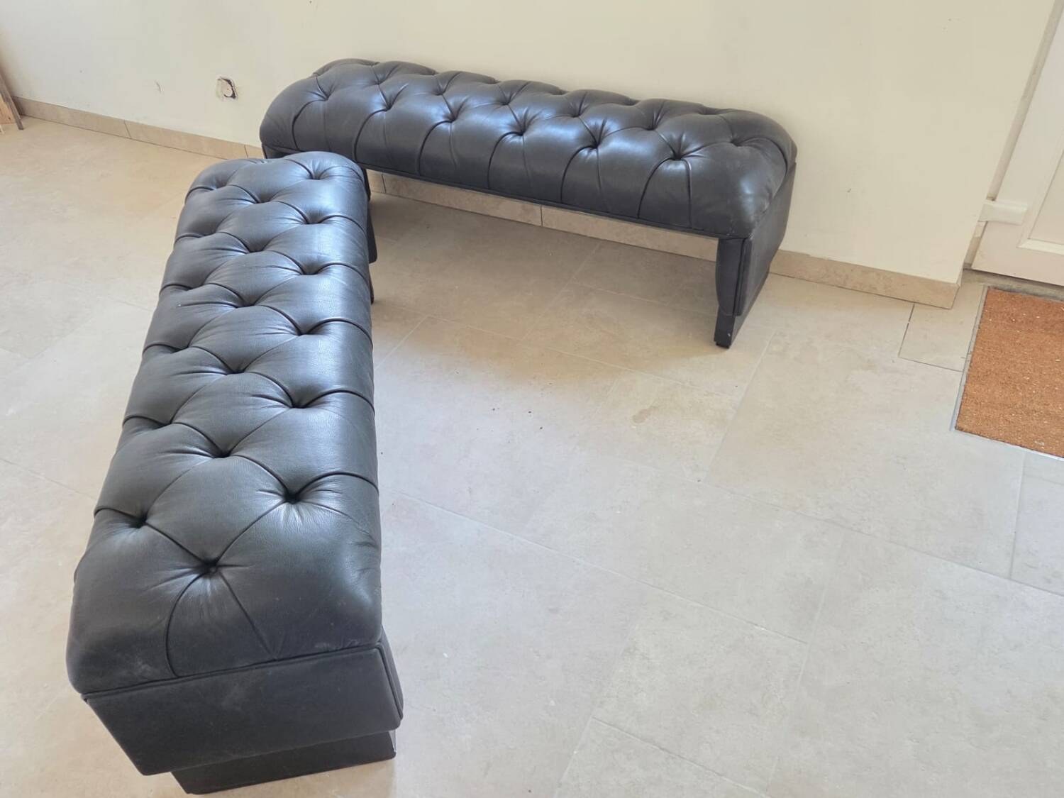 Leather banquettes