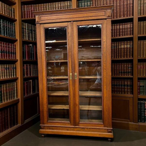 Armoire de laboratoire/vitrine/armoire de pharmacie vintage en bois