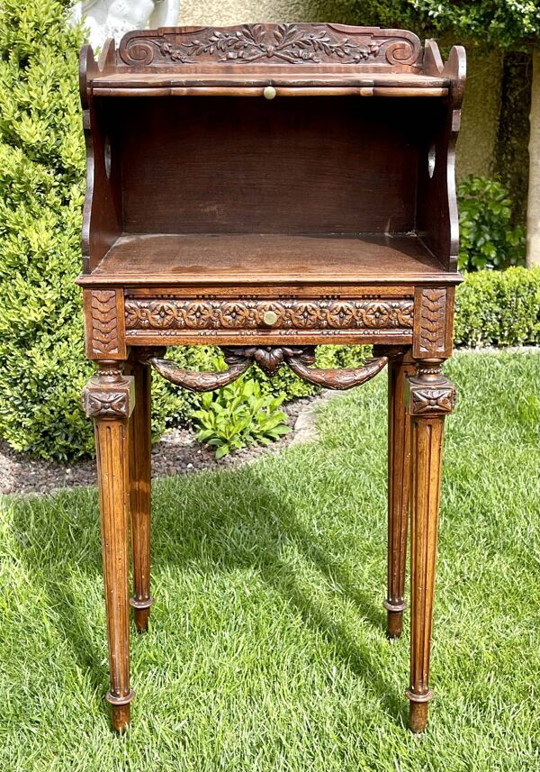 Chevet en noyer style louis xvi