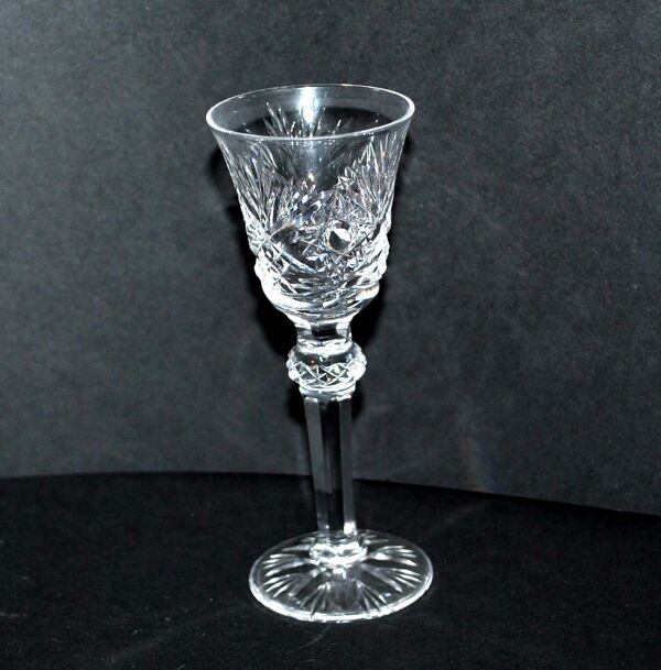 Série de 6 verres à liqueur en cristal taillé diamant Cristallerie Lorraine Lemberg 11cm