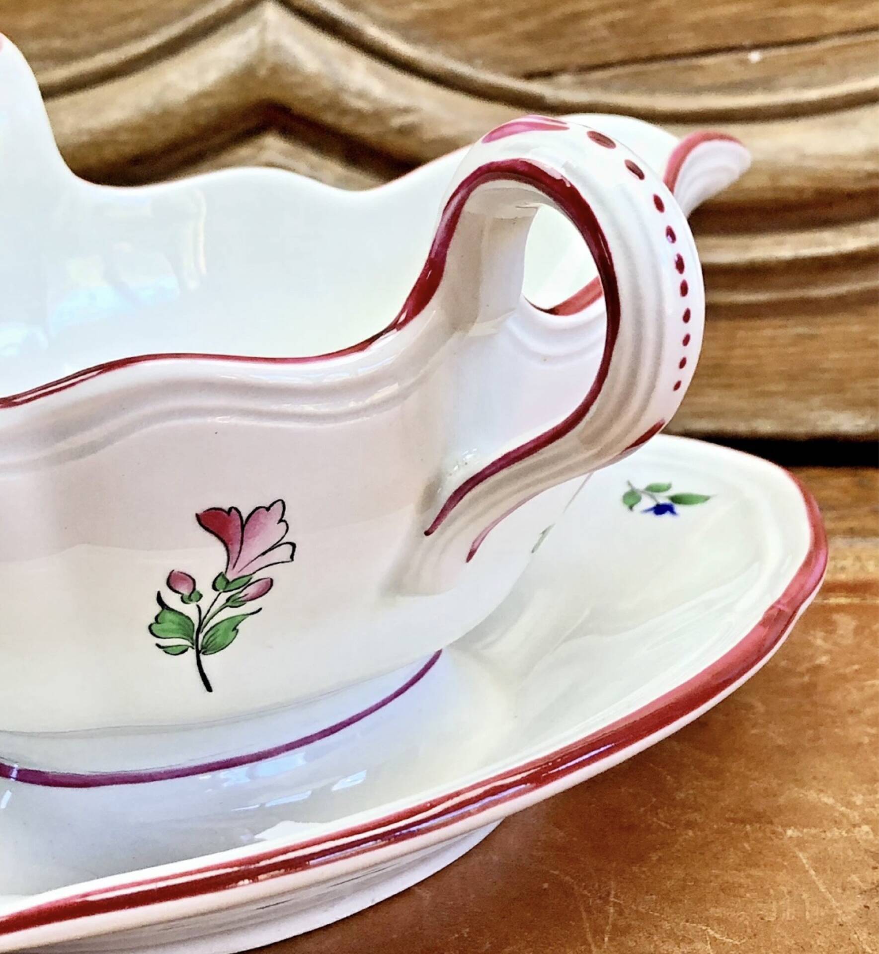 Old sauceboat earthenware Lunéville model lantern pink tulip