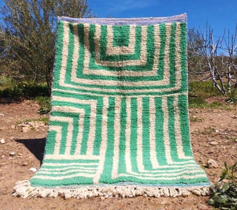 Traditional handmade pure wool rug, size 140 x 260 cm