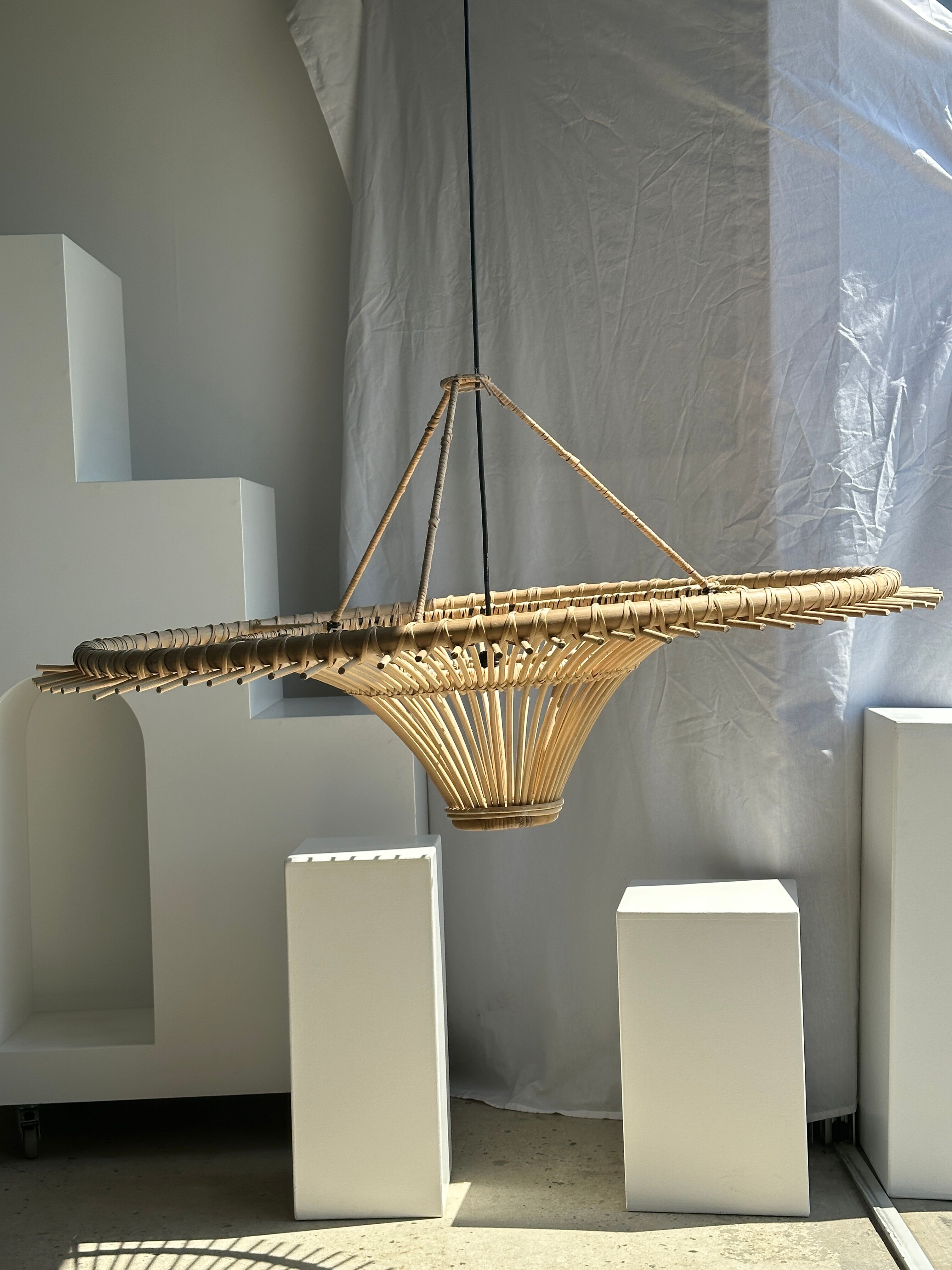 Suspension rattan saucer iron frame D:120 H:60