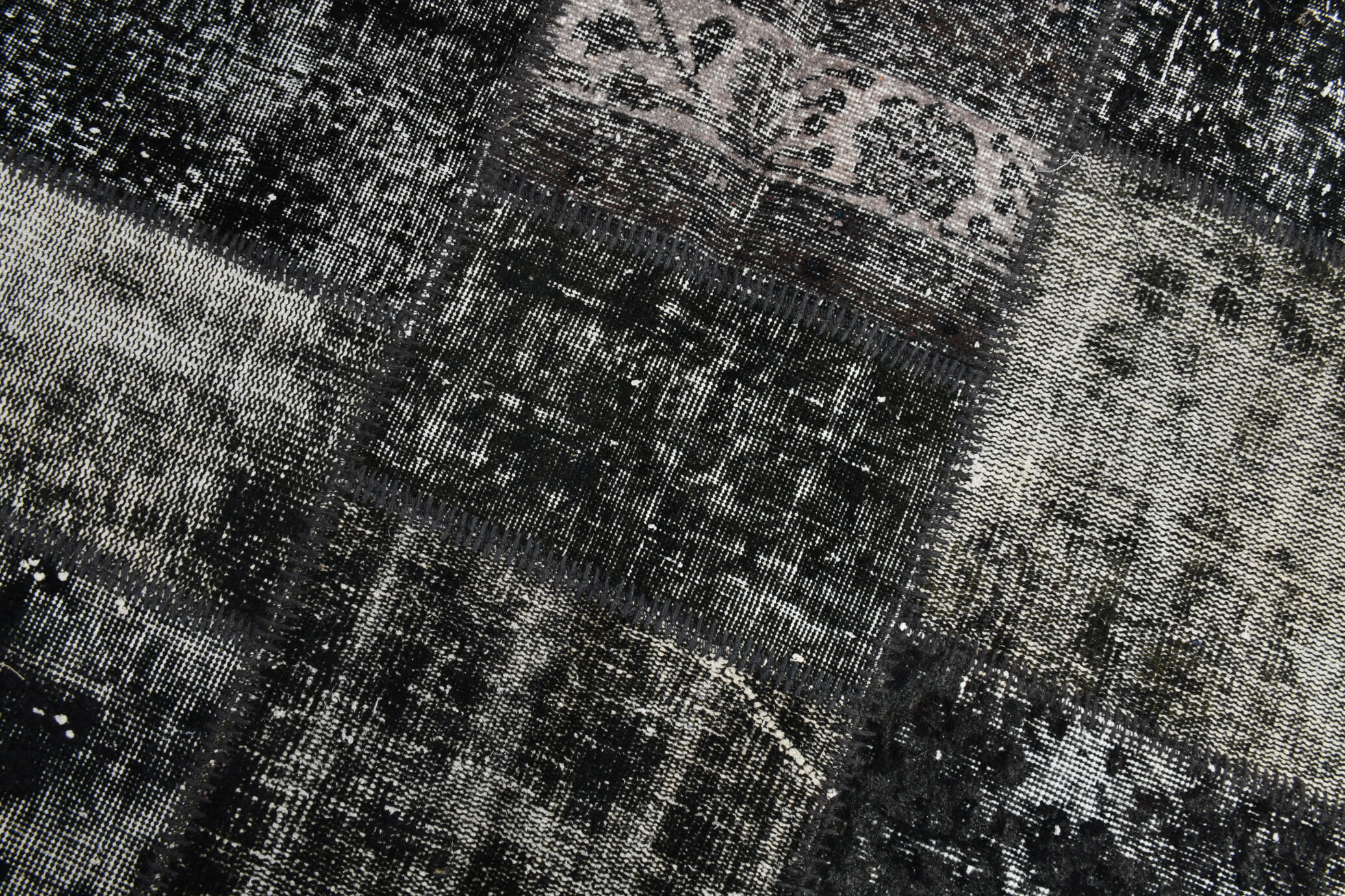 7x10 white & black oriental carpet