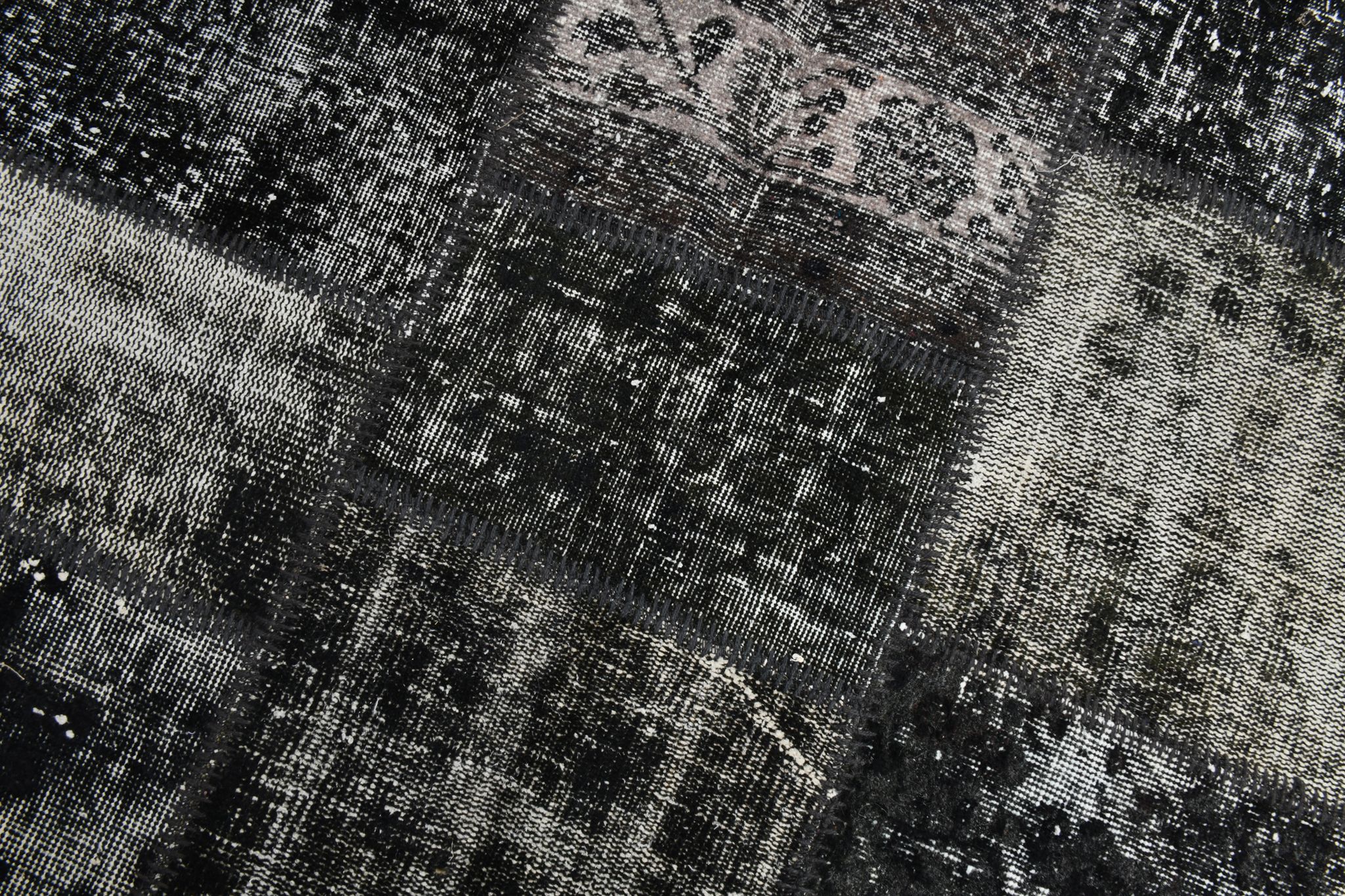 Tapis oriental blanc & noir 311x213