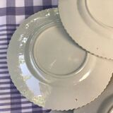 Set of 8 small white plates