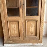 Parisian showcase cabinet