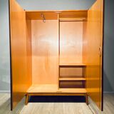 Armoire deux portes Bernie Tatra vintage 60