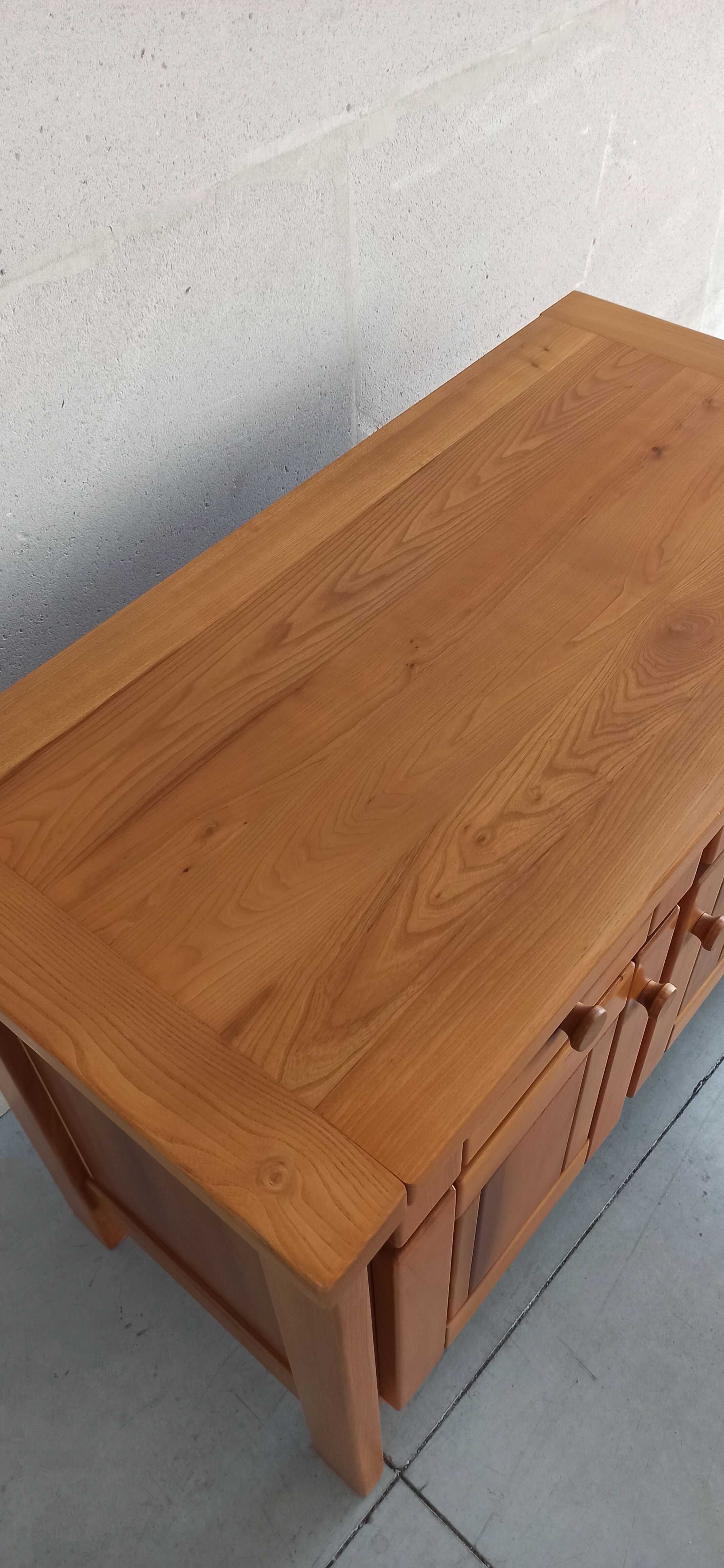 Elm sideboard Maison Regain, 80's