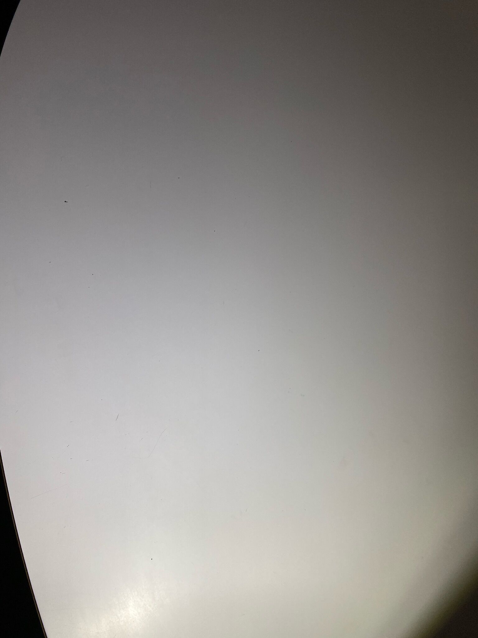 Eero Saarinen's oval tulip table for Knoll