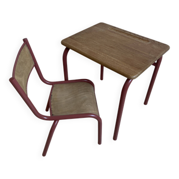 School desk and its chair