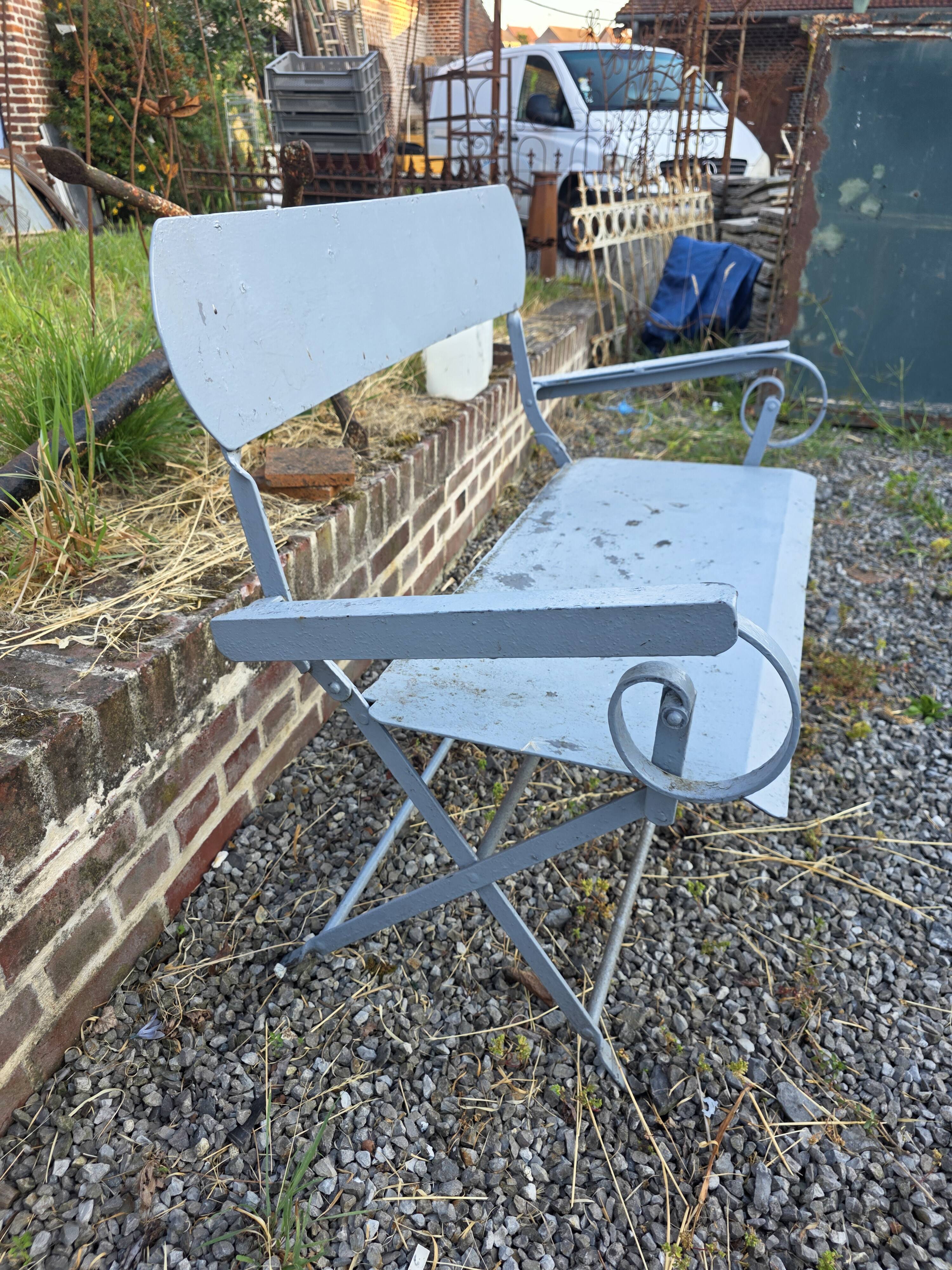 Banc de jardin ancien en fer forgé massif