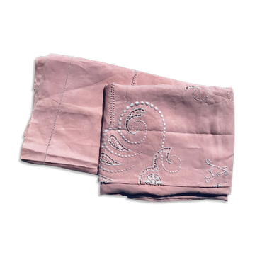 New rectangular tablecloth AG hand-embroidered 196X174cm