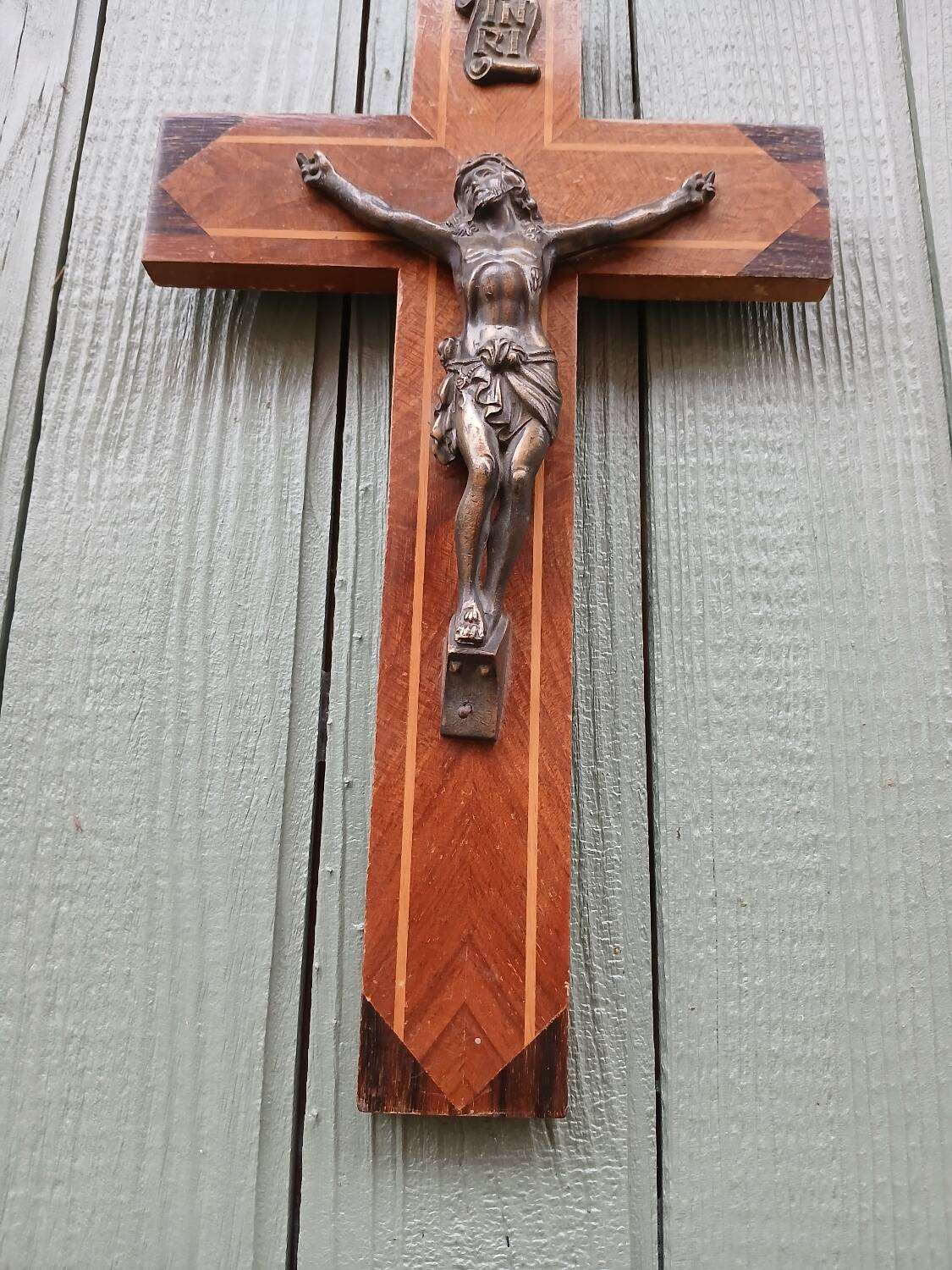 2 ancient crucifixes