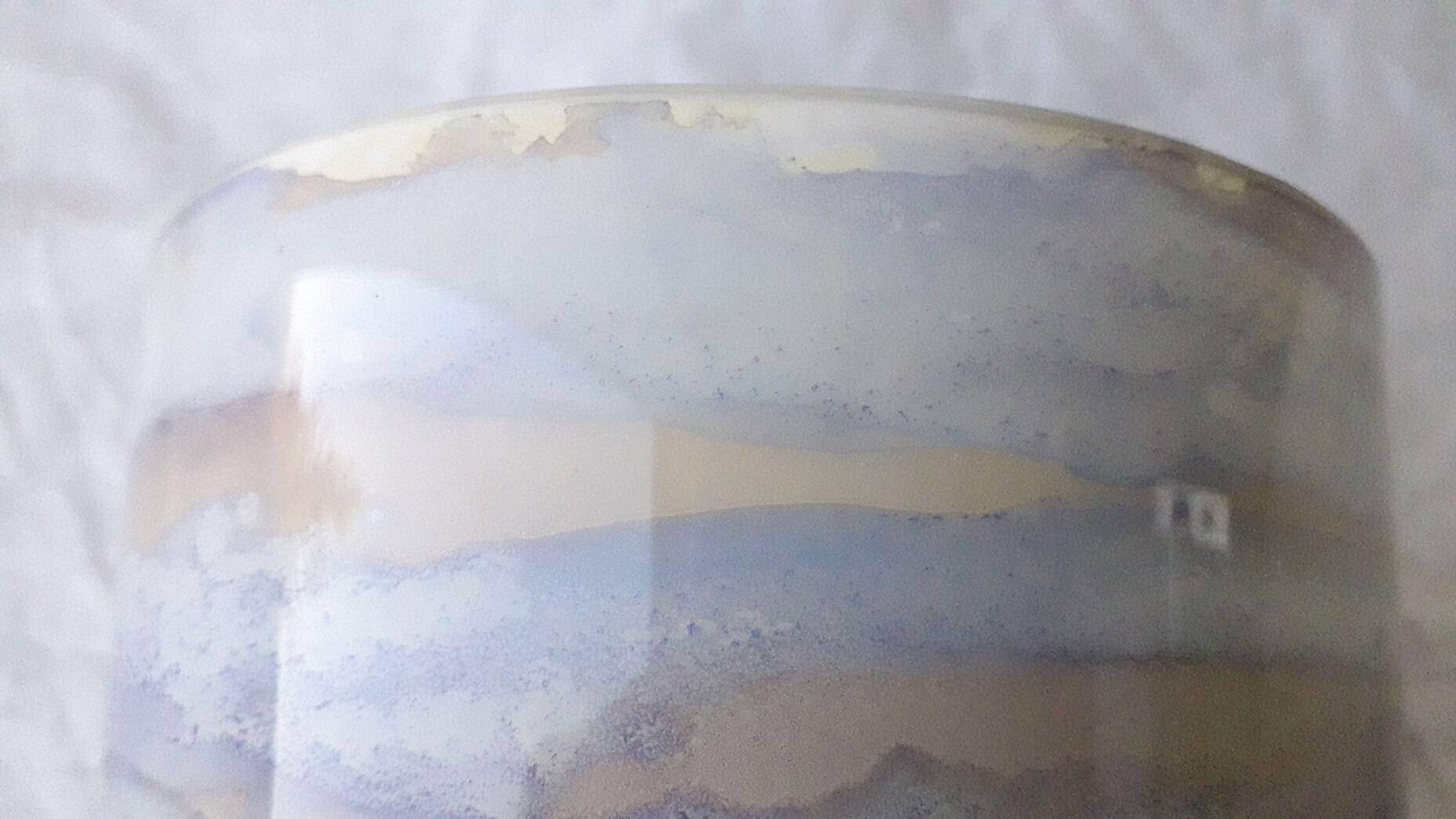 Montagnon glass vase