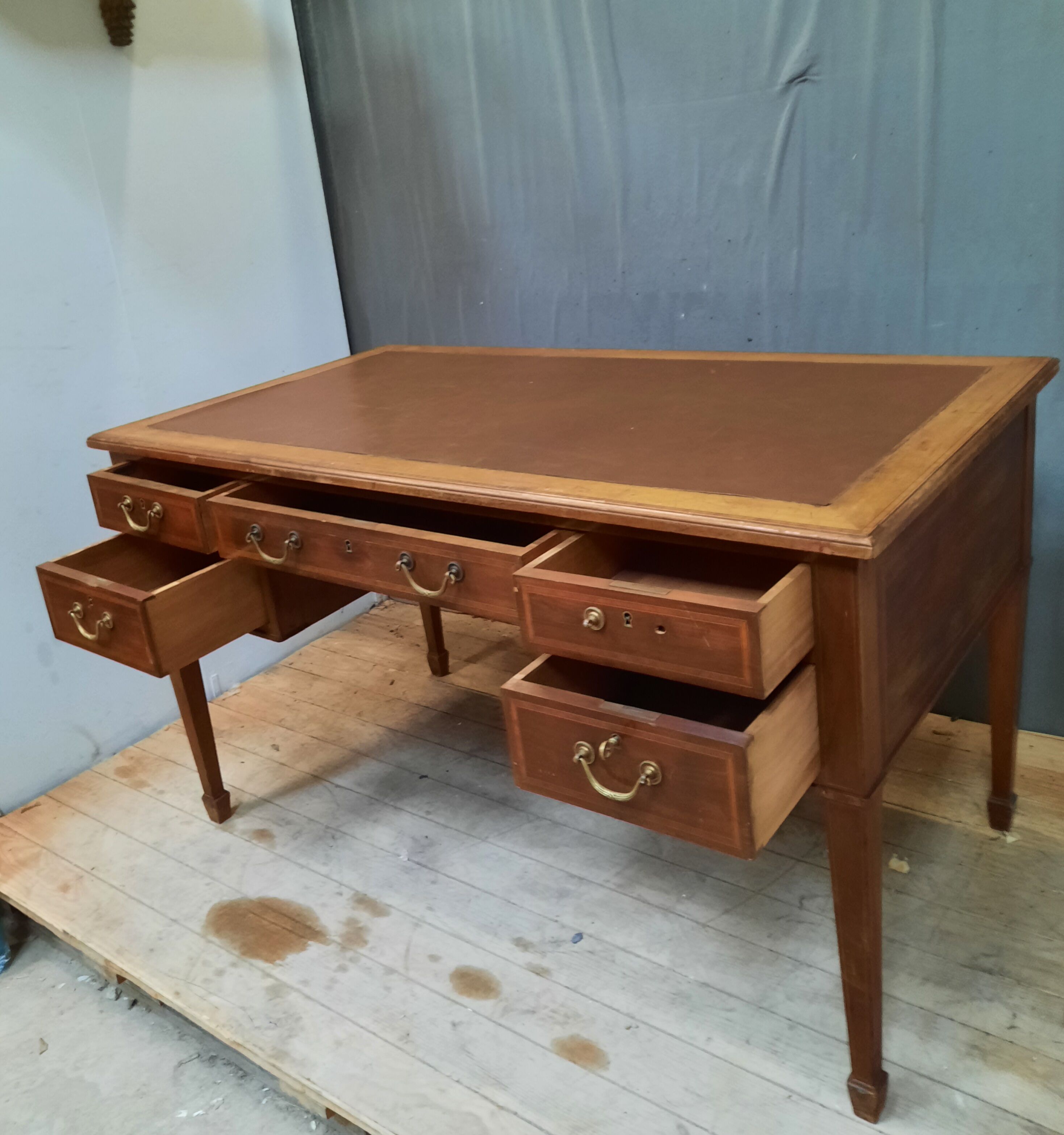 Bureau plat de la maison "Gouffe"