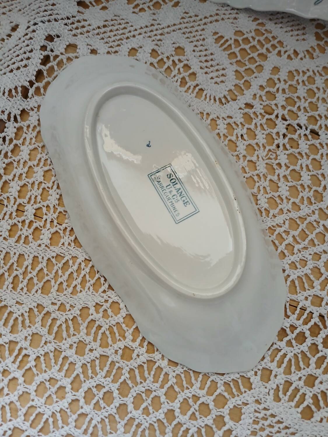 2 antique ironstone dishes