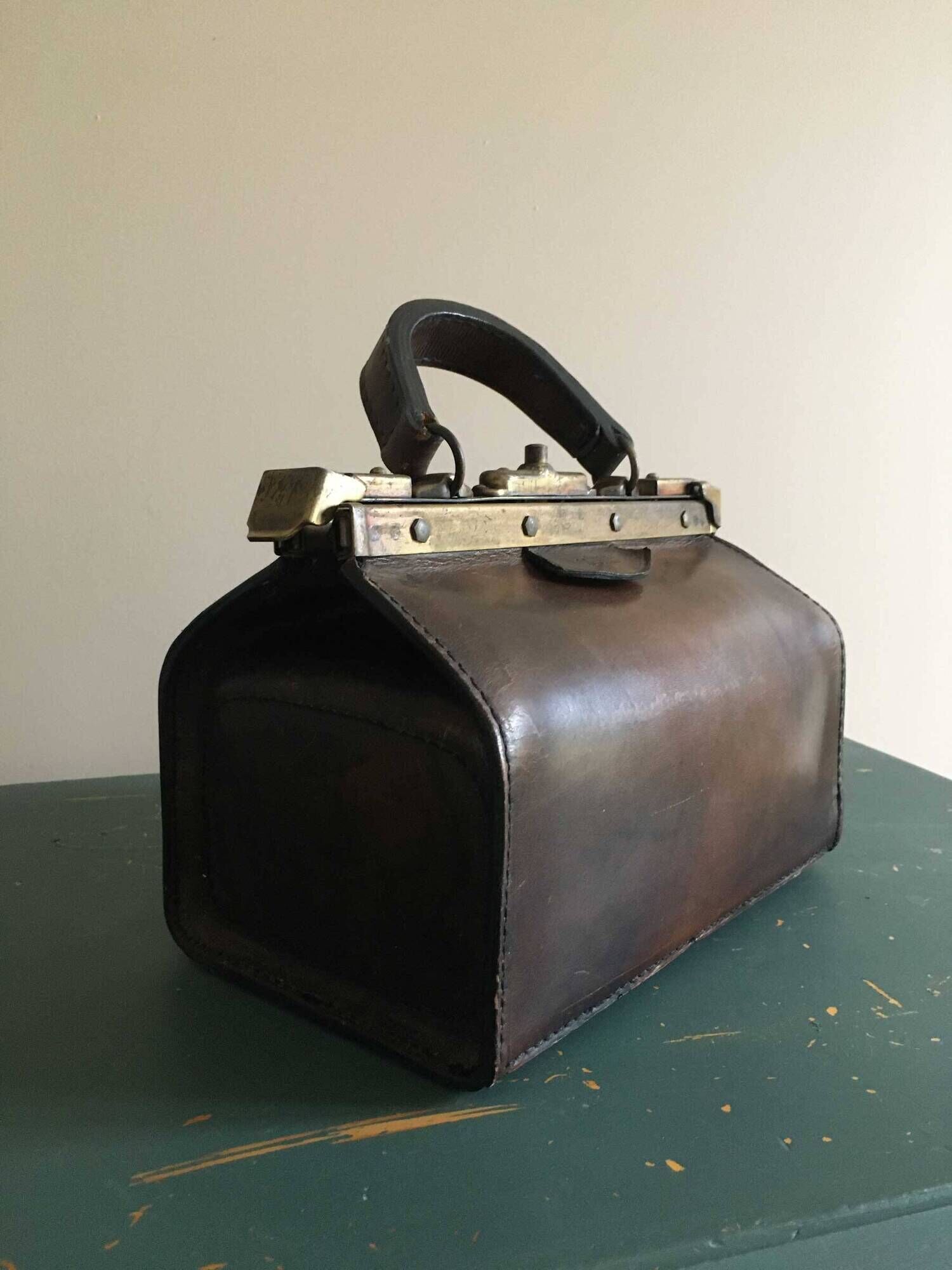 Sac Cartable Ancien En Cuir Médecin - Marron - Occasion - Style Vintage