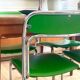 Série de 8 chaises Souvignet en chrome et skaï vert