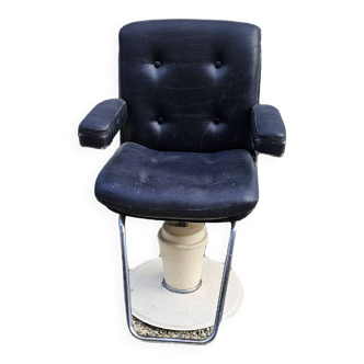 Fauteuil de coiffeur vintage en simili cuir noir