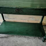 Console / table