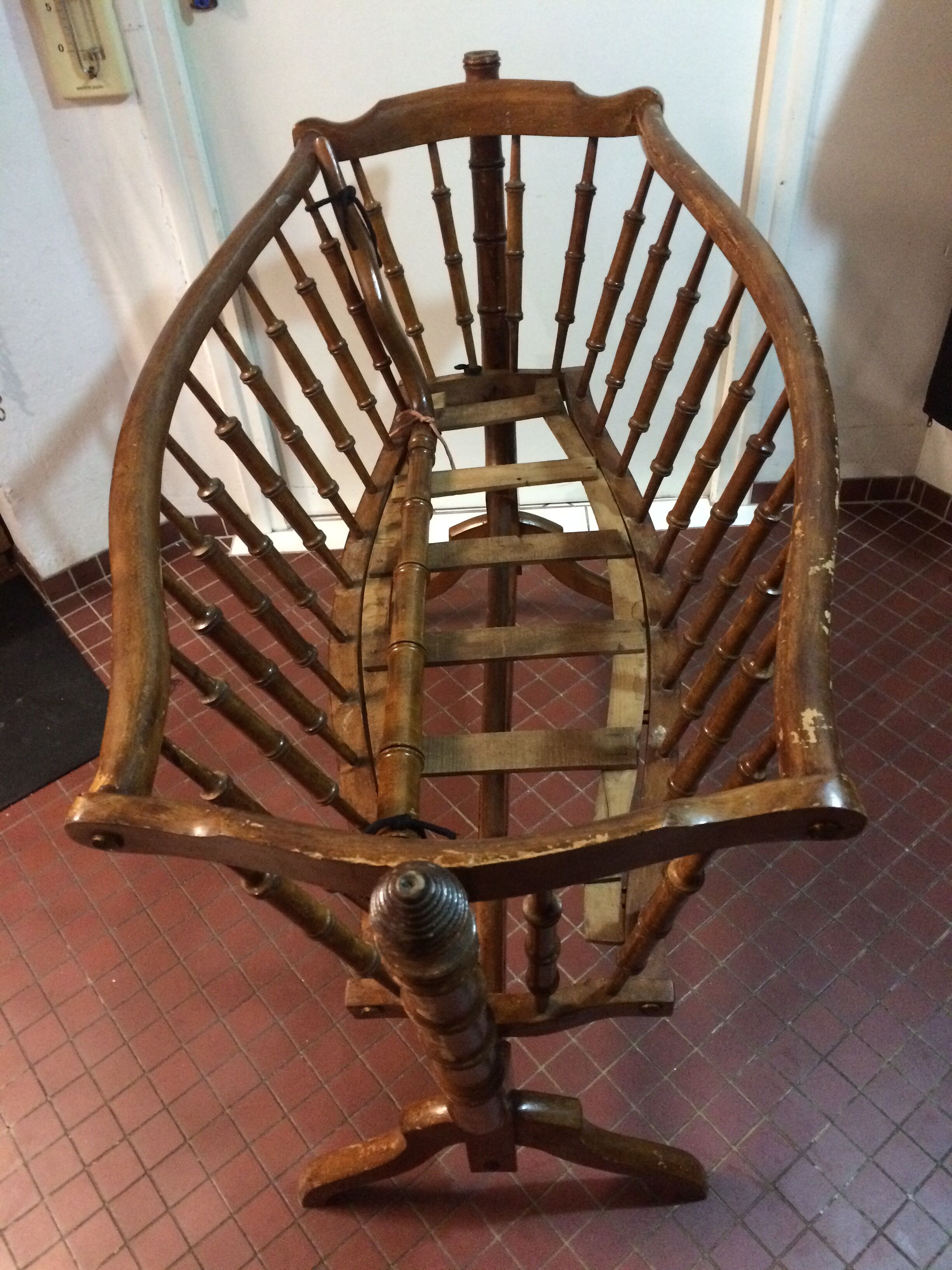 Alsatian cradle