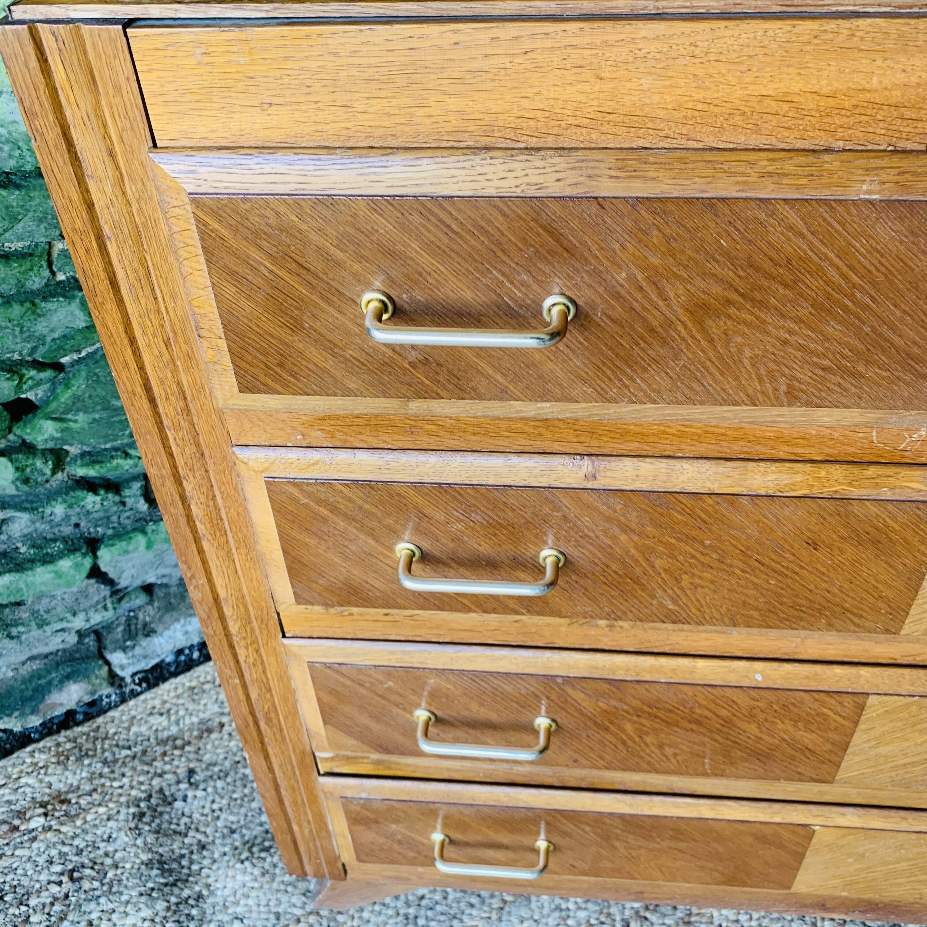 Commode vintage