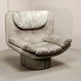 Eye-Catching Italian Grey Leather Lounge Chair by Ammanati & Vitello, 1970s