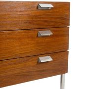 André Monpoix. Commode à 3 tiroirs en teck. Années 1960.