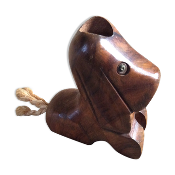 Chien en bois