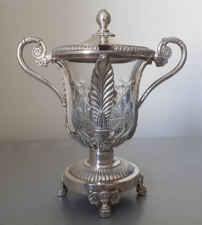 Mustard pot in solid silver and crystal