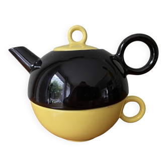 Solo teapot and cup