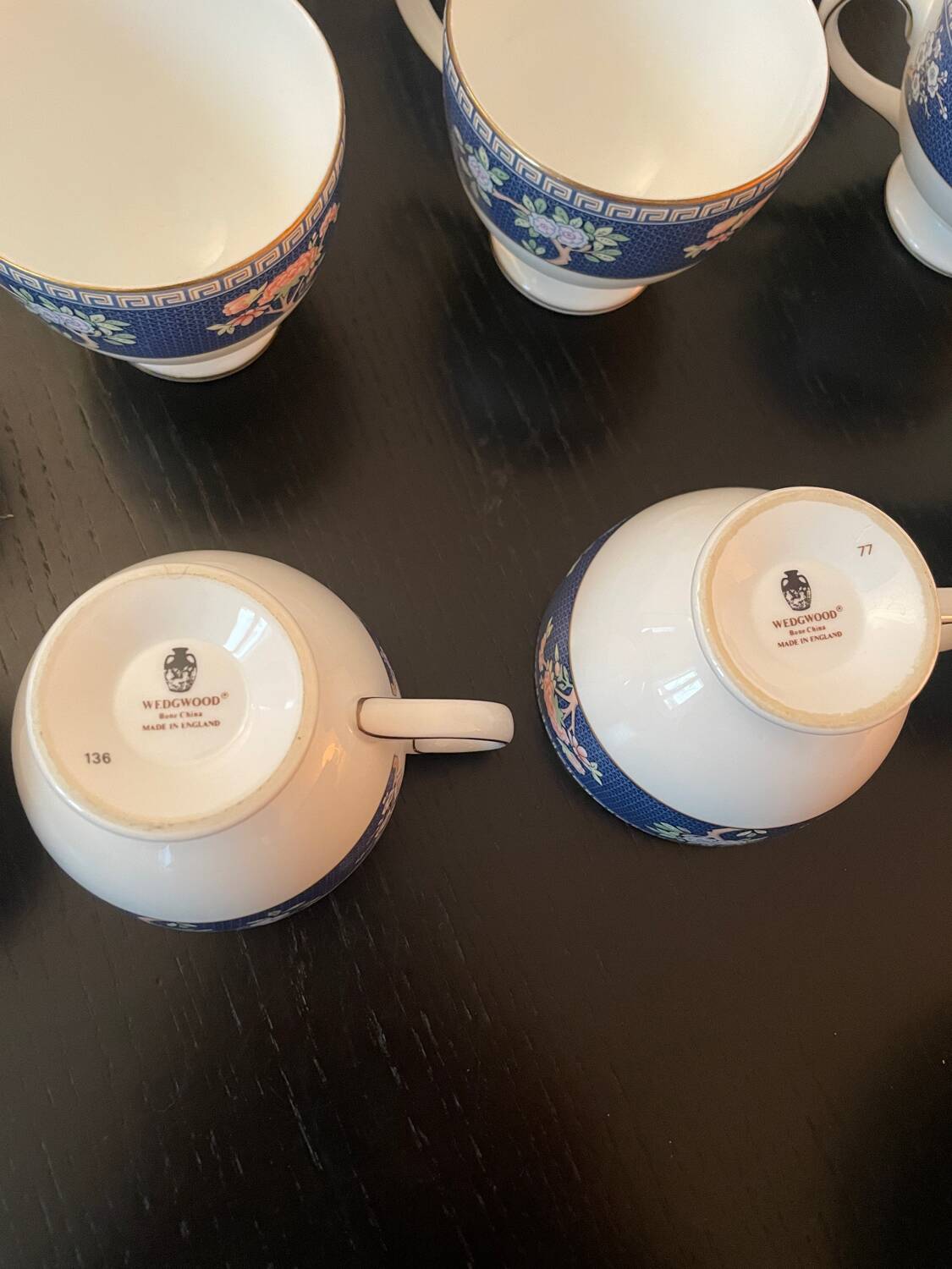 Coffee cup set/saucers/sugar bowl/milk jug/teapot