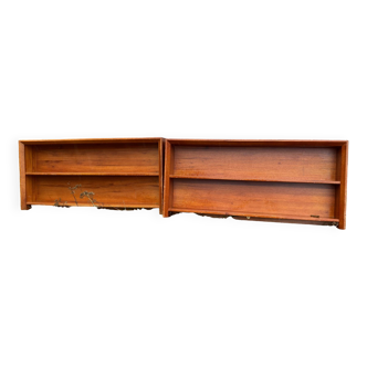 Wall shelf