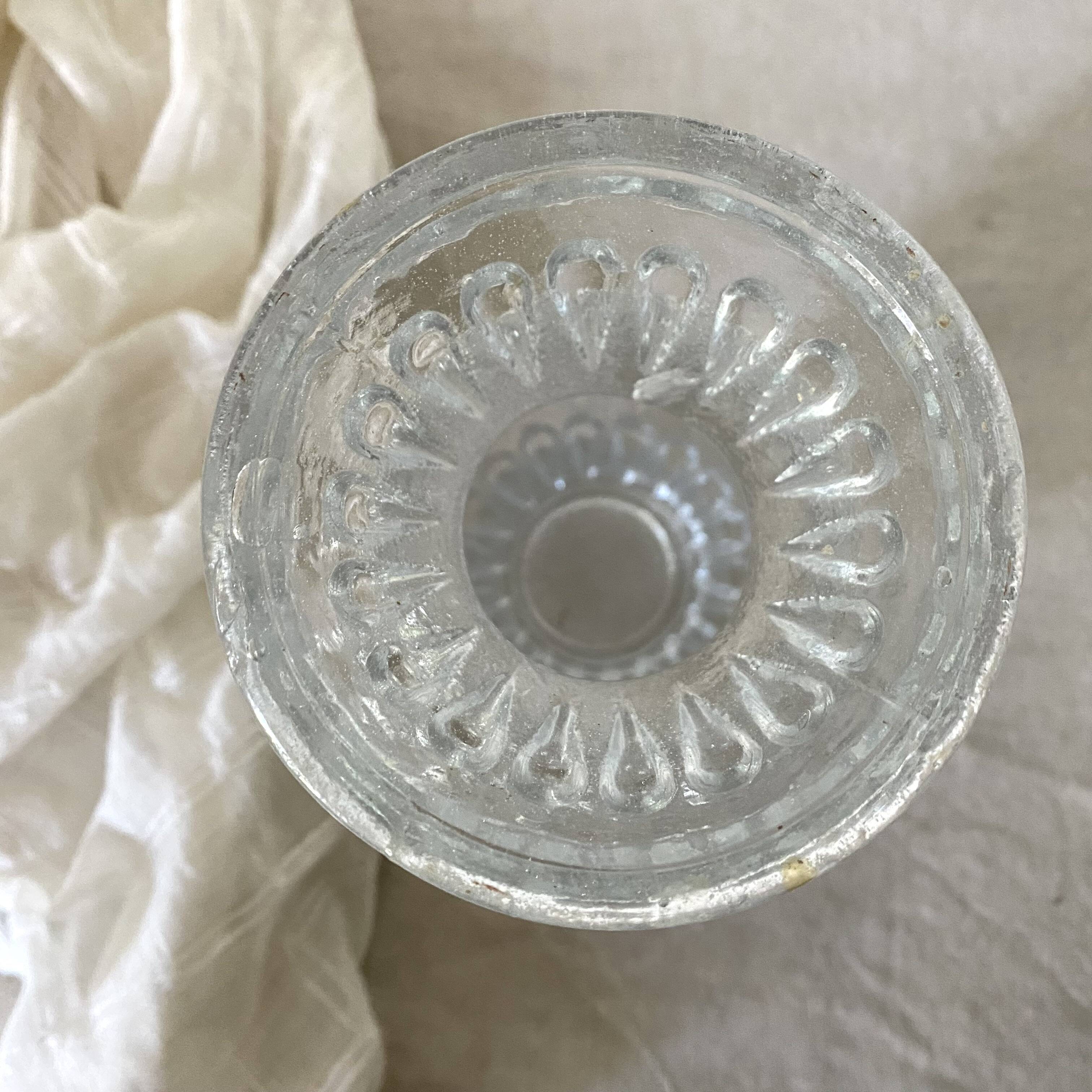 Vase haut vintage en verre moulé