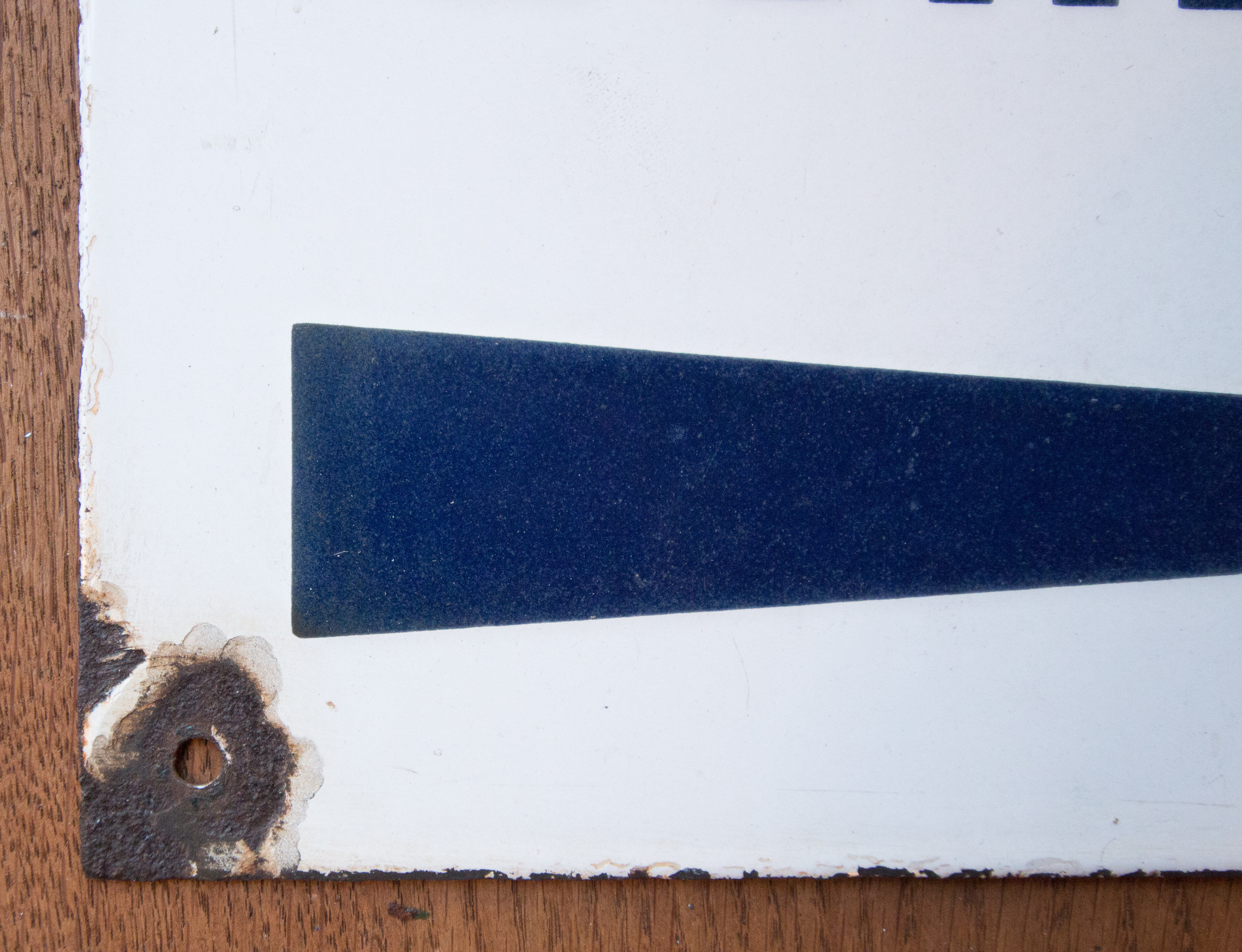 Enamelled "office" plate