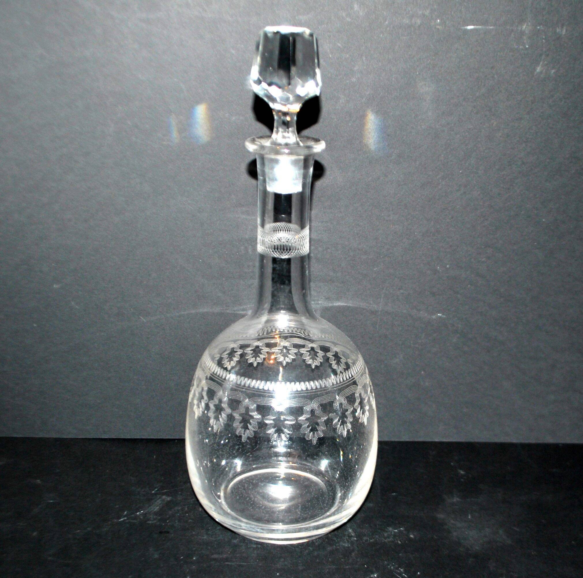 Antique carafe with guilloché spiral decoration – pantograph chemical engraving, circa 1900