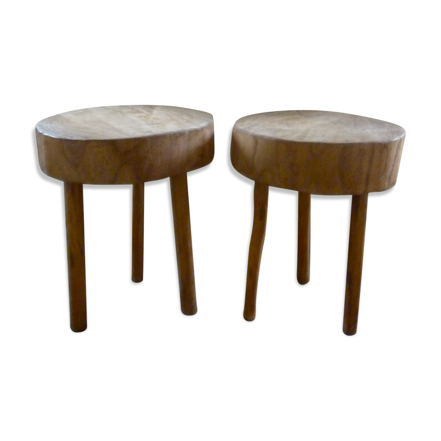 Pair of stools of tripod v with raw wood seat