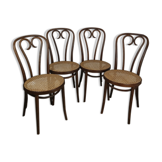 Suite de 4 chaises Thonet  en bois courbé cannée ZPM Radomsko