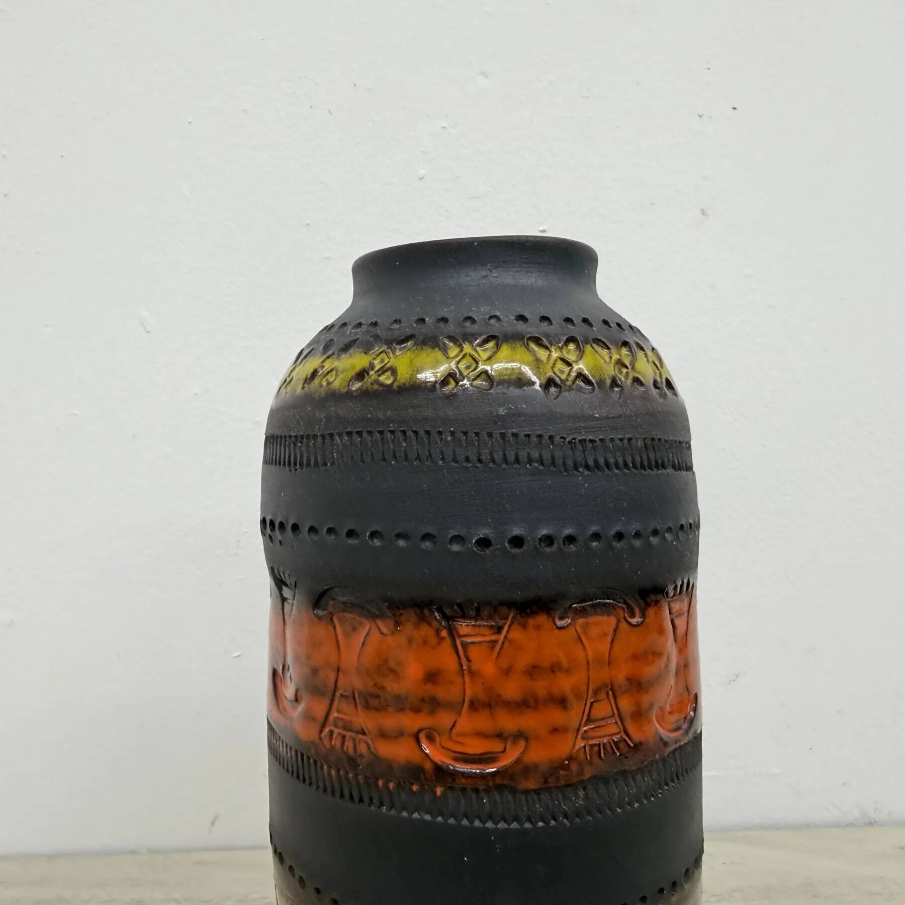 Mid-century Bitossi Genovese Aldo Londi vase Italy, 1970s