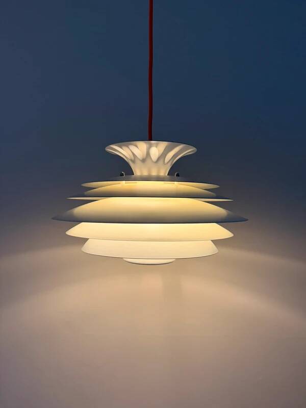 Vintage Top Lamper model 311 - Danish design lamp