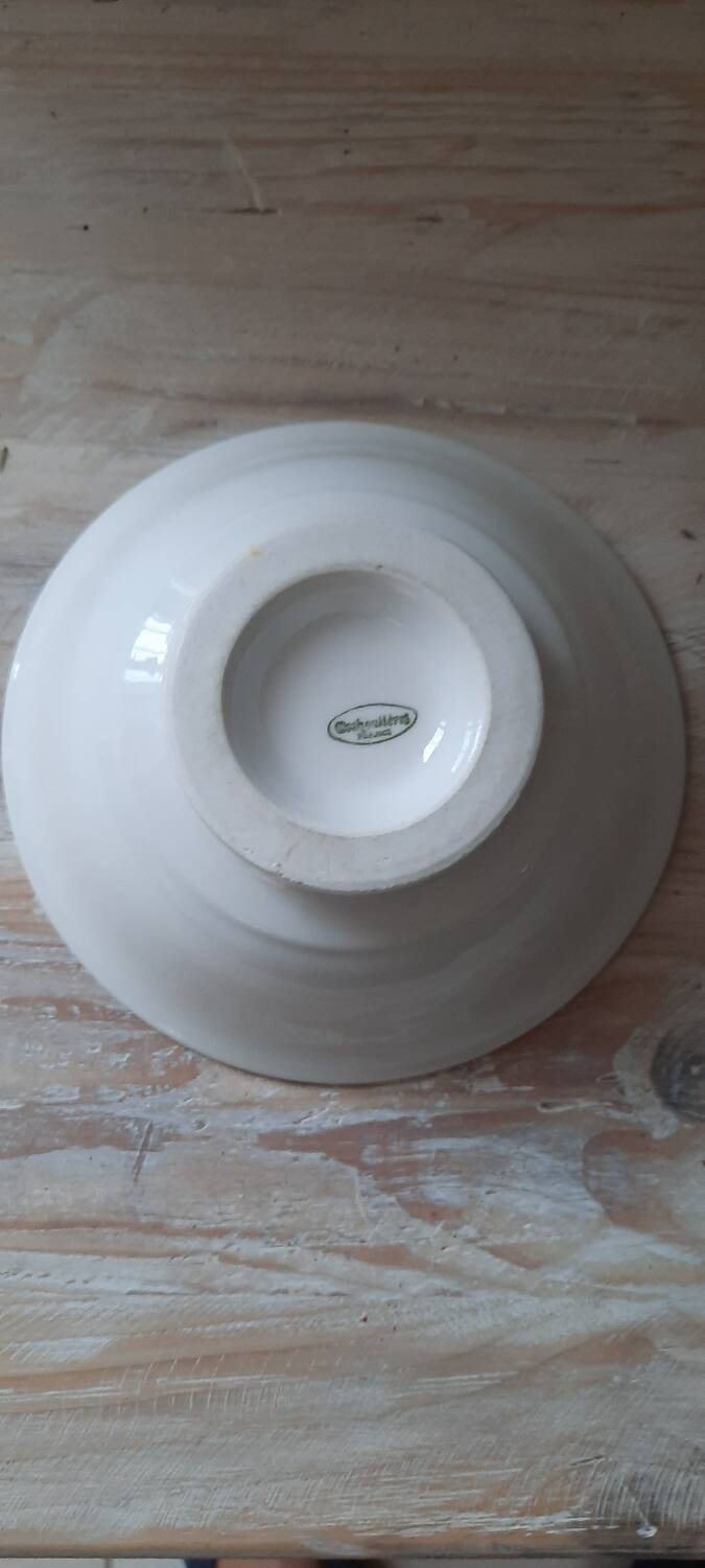 Bol ancien sur pied Deshoullières