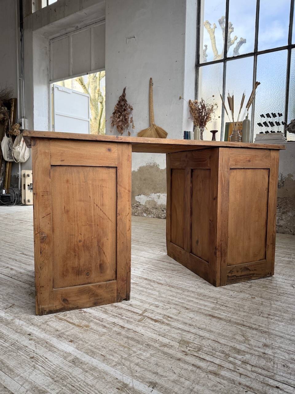 Bureau pin meuble atelier 1950